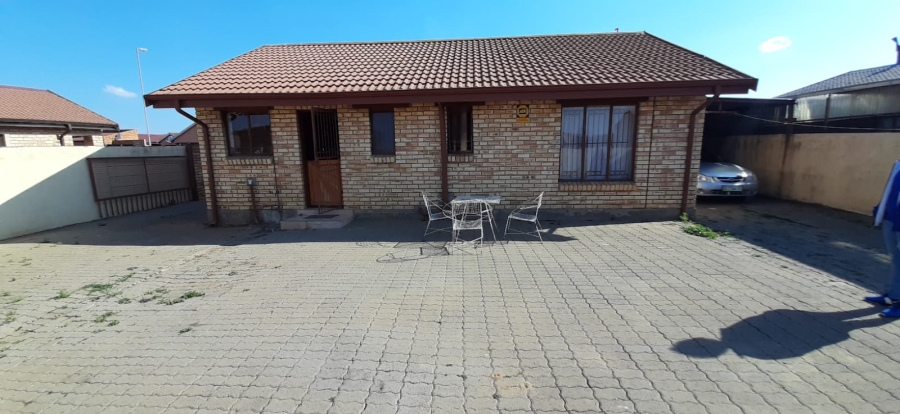 3 Bedroom Property for Sale in Vista Park Free State